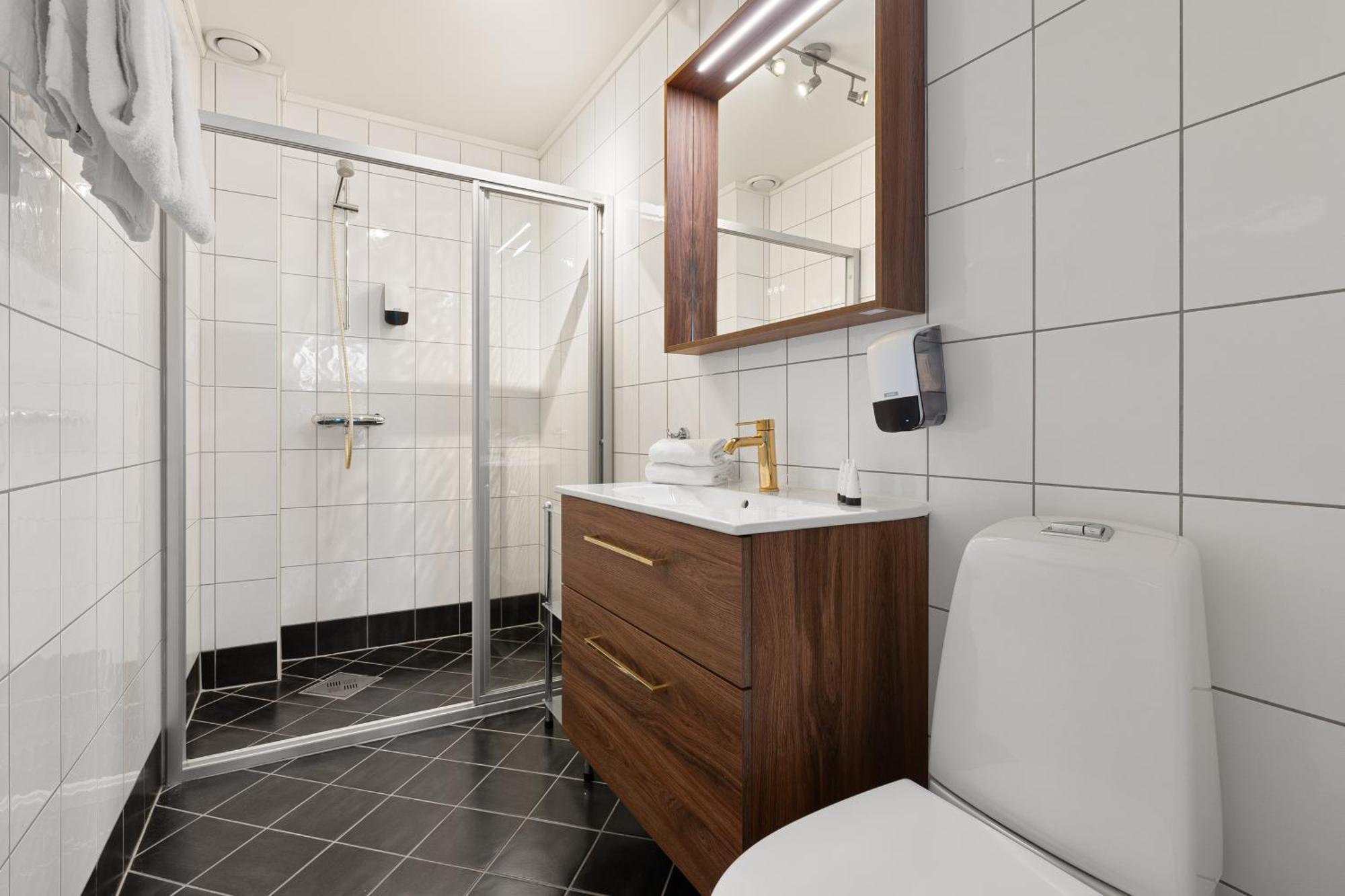 Enter - Exclusive Aparthotel *